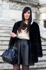 outfit pelliccia chicwish gonna ecopelle stivali over the knee fashion blogger roma