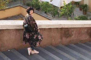 outfit casual con kimono di seta